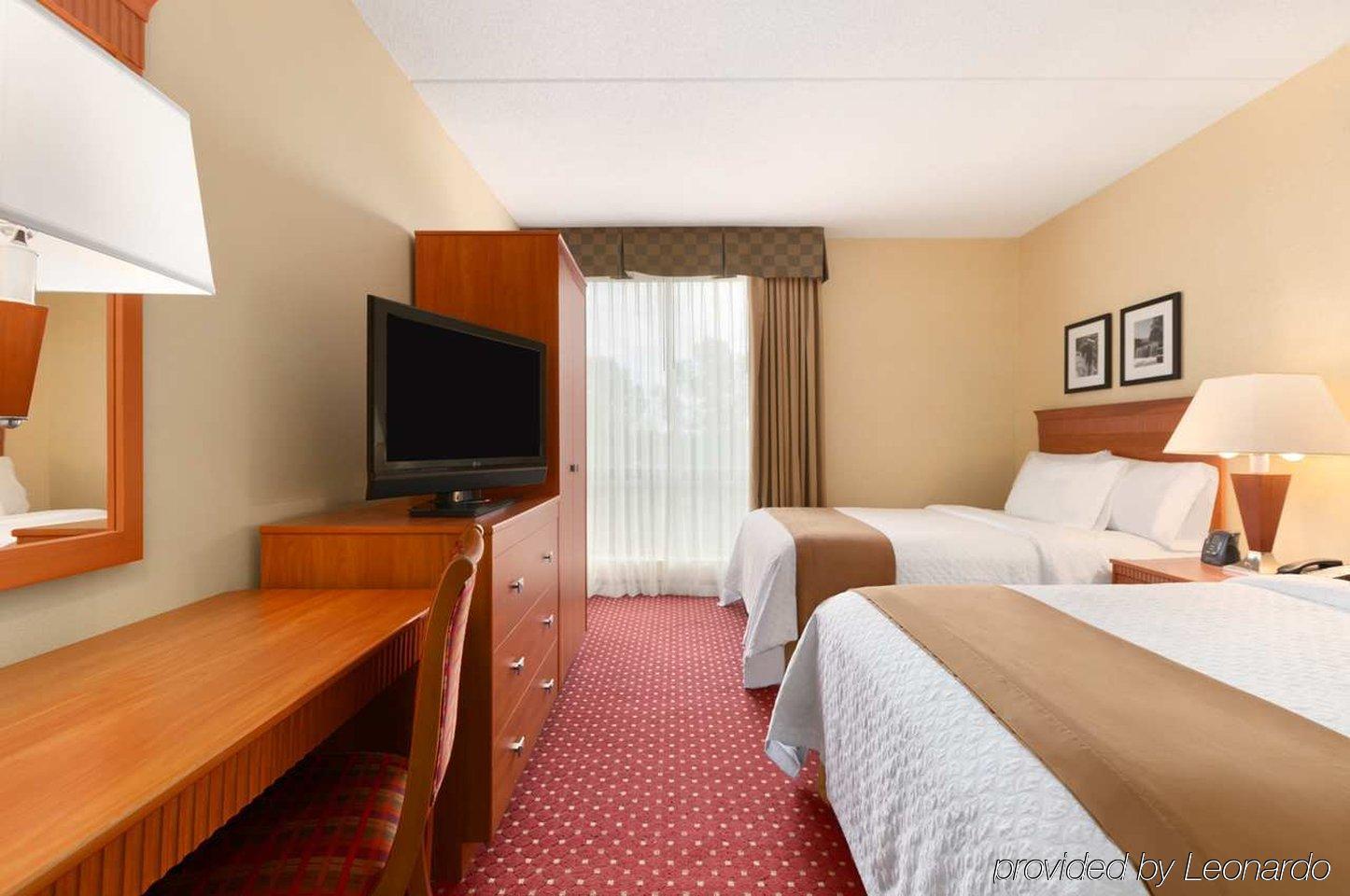 Embassy Suites Williamsburg Ruang foto